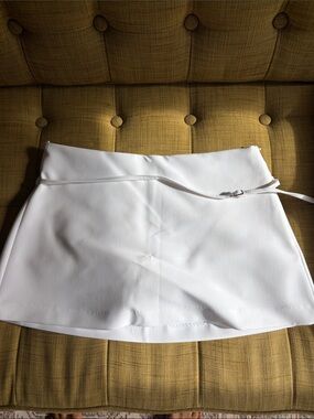 Zara White Mini Skort with Side Zip Detail